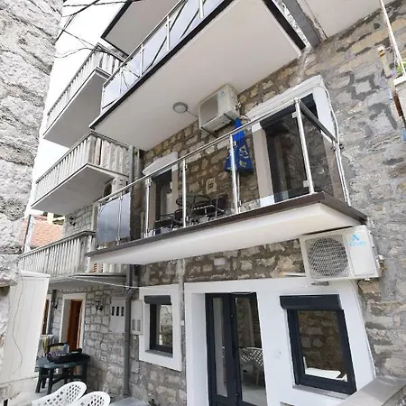 Apartment By The Sea Tivat Exterior photo